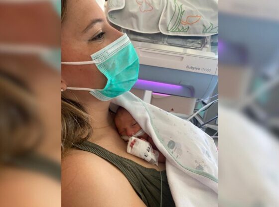Sandra and her baby, Carlota, during hospital admission